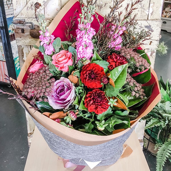 Bouquet Romantic — Florist in Birtinya, QLD