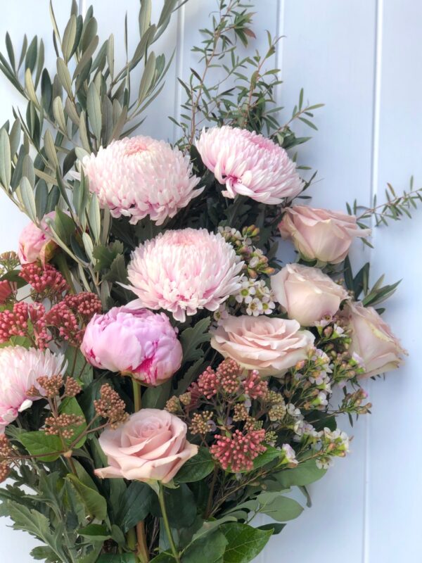 Pretty and Pastel Flowers — Florist in Birtinya, QLD