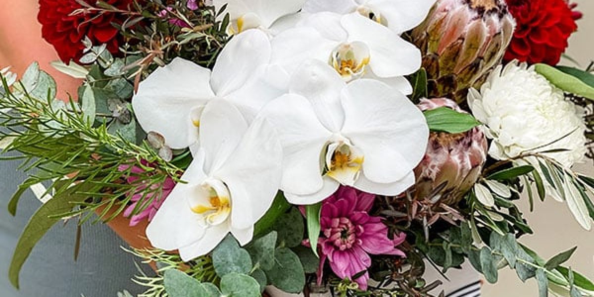 Pretty & Pastel Flower Bouquet On Small Vase Square — Florist in Birtinya, QLD